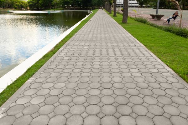 Cost of Pathway Pavers Installation in Valrico
