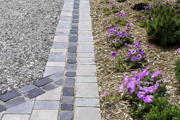 Cost of Garden Pavers Installation in Valrico