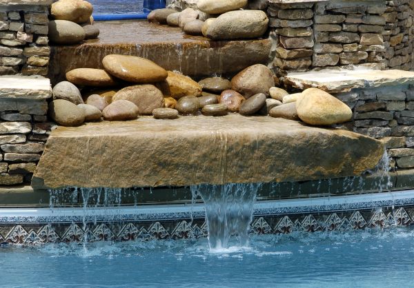 Cost of Pool Hardscaping in Valrico